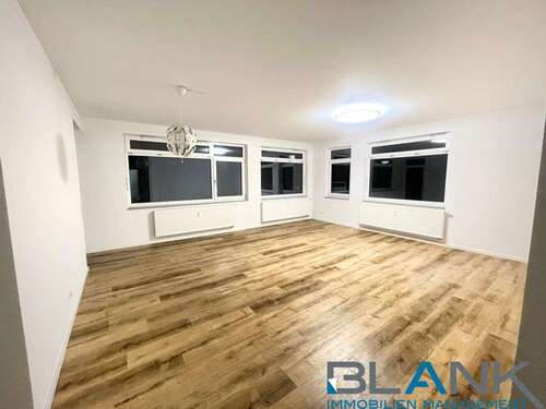 Foto - Wohnung zum Kaufen in Leonberg 559.000,00 € 134.7 m²