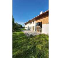 Haus zum Kaufen in Vogtareuth 5.440.000,00 € 635 m²
