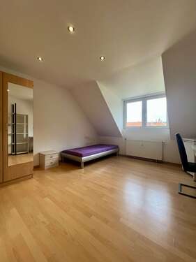 Foto - Wohnung zum Mieten in Stuttgart 500,00 € 15.93 m²