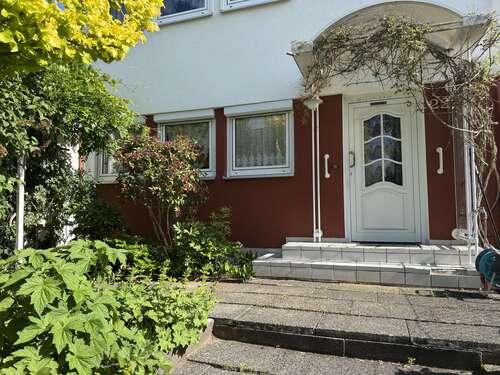 Foto - Haus zum Kaufen in Nürnberg-Neukatzwang 390.000,00 € 107 m²