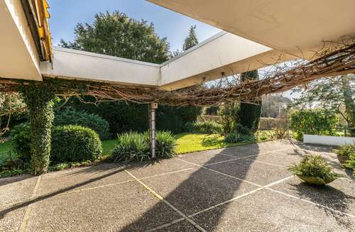 Foto - Haus zum Kaufen in Wiesbaden 1.385.000,00 € 371.19 m²