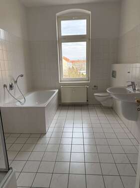 Foto - Wohnung zum Mieten in Magdeburg 560,00 € 75 m²