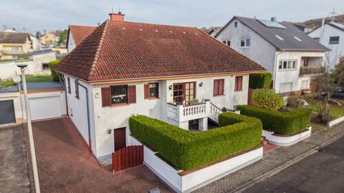 Foto - Haus zum Kaufen in Hadamar 394.000,00 € 142 m²