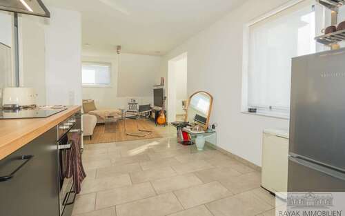 Foto - Wohnung zum Mieten in Düsseldorf Hassels 876,00 € 61.73 m²