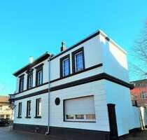 Haus zum Kaufen in Bedburg 480.000,00 € 306 m²