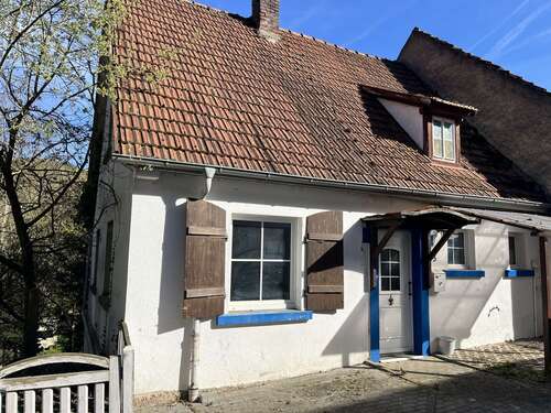 Foto - Haus zum Kaufen in Grünsfeld 90.000,00 € 86 m²