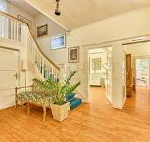 Haus zum Kaufen in Edingen-Neckarhausen 849.000,00 € 256 m²