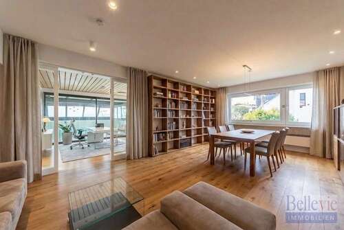 Foto - Haus zum Kaufen in Liederbach am Taunus 1.270.000,00 € 453 m²