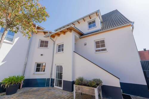 Foto - Haus zum Kaufen in Leinach 970.000,00 € 251 m²