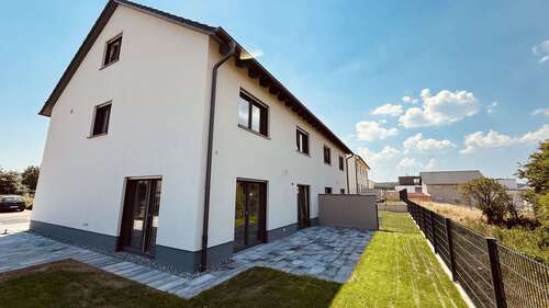Foto - Haus zum Kaufen in KIRCHHEIMBOLANDEN 469.000,00 € 194 m²