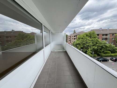 Foto - Wohnung zum Kaufen in Düsseldorf 279.000,00 € 69.99 m²