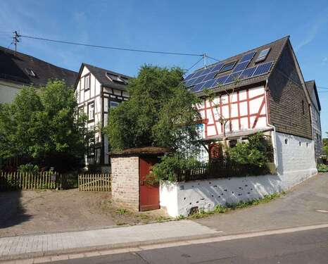 Foto - Haus zum Kaufen in Uhler 345.000,00 € 163 m²