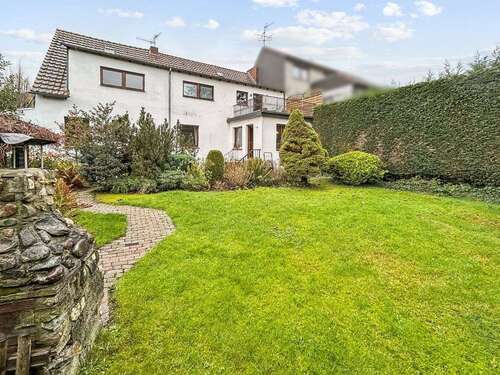 Foto - Haus zum Kaufen in Duisburg 349.000,00 € 218.91 m²