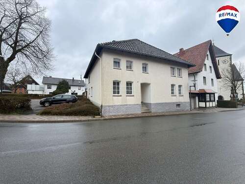 Foto - Haus zum Kaufen in Bad Driburg 99.990,00 € 220 m²