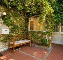 Haus zum Kaufen in Berlin 1.200.000,00 € 245.14 m²