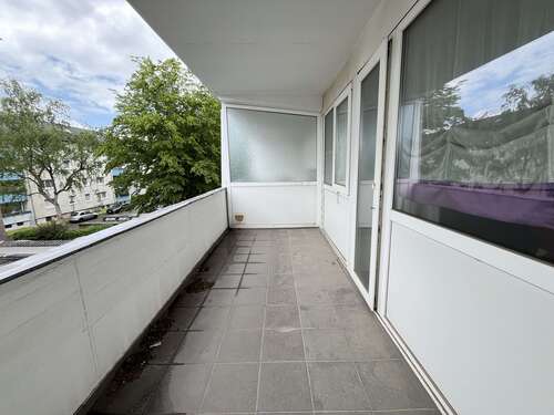 Foto - Wohnung zum Kaufen in Düsseldorf 239.000,00 € 69.99 m²