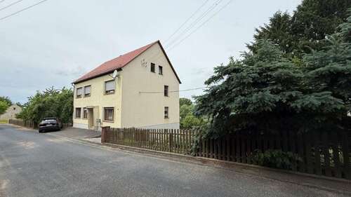 Foto - Haus zum Kaufen in Zschaitz-Ottewig 290.000,00 € 164 m²