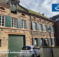 Haus zum Kaufen in Ürzig 129.000,00 € 170 m²