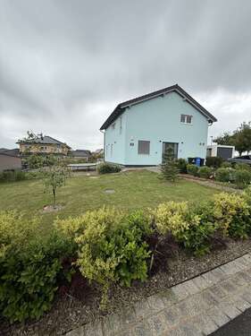 Foto - Haus zum Mieten in Wollbach 1.900,00 € 231.31 m²