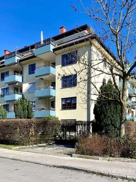 Foto - Wohnung zum Mieten in Augsburg 920,00 € 75 m²