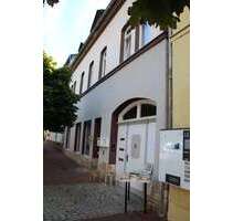 Haus zum Kaufen in Mylau 199.000,00 € 283 m²