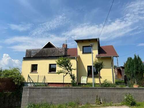 Foto - Haus zum Kaufen in Dürrröhrsdorf-Dittersbach 180.000,00 € 103.04 m²