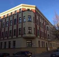 Wohnung zum Mieten in Halle 700,00 € 77.94 m²