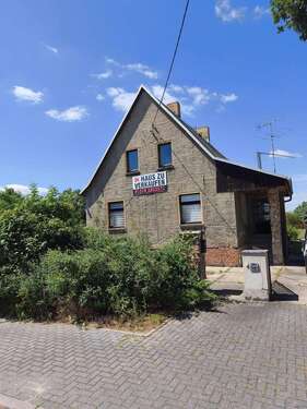 Foto - Haus zum Kaufen in Libehna 89.000,00 € 160 m²