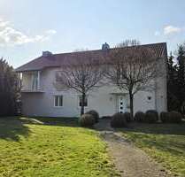 Haus zum Mieten in Sachsenheim 2.028,00 € 198 m²