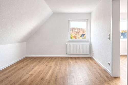 Foto - Wohnung zum Mieten in Limbach-Oberfrohna 300,00 € 46.23 m²