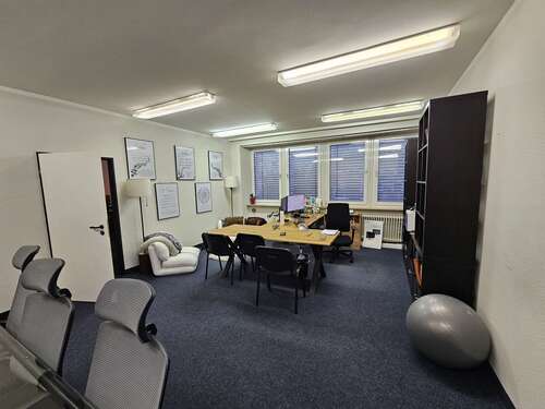 Foto - Büro in Maintal 950,00 € 100.4 m²