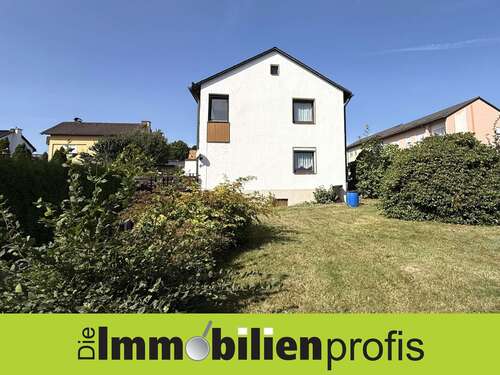 Foto - Haus zum Kaufen in Naila 180.000,00 € 107 m²