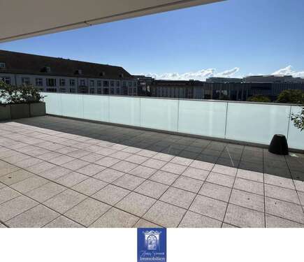 Foto - Wohnung zum Mieten in Dresden 2.150,00 € 180.86 m²