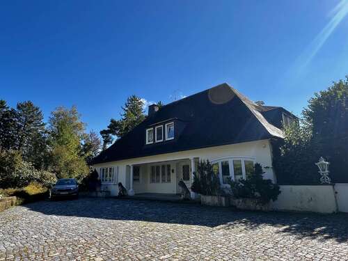 Foto - Haus zum Kaufen in Marktoberdorf Bertoldshofen 1.540.000,00 € 404 m²