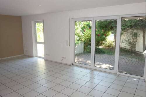 Foto - Haus zum Kaufen in Dreieich 799.000,00 € 257 m²