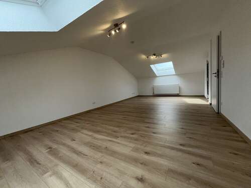 Foto - Wohnung zum Mieten in Karlsruhe 505,00 € 26 m²