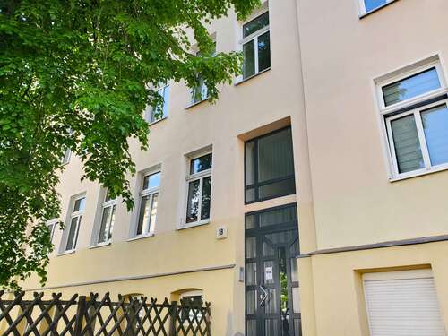 Foto - Wohnung zum Mieten in Halle 465,00 € 56.57 m²