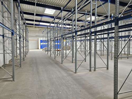 Foto - Halle in Sundern (Sauerland) 3.180,00 € 900 m²