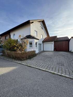 Foto - Haus zum Kaufen in Ottenhofen 1.100.000,00 € 186.12 m²