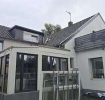 Haus zum Kaufen in Duisburg 470.000,00 € 250 m²