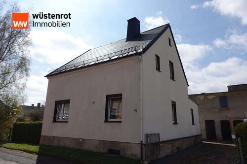 Foto - Haus zum Kaufen in LugauErzgebirge 75.000,00 € 100.58 m²