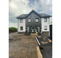 Haus zum Mieten in Voerde (Niederrhein) 1.715,00 € 137.2 m²