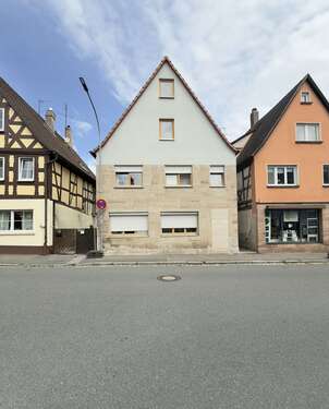 Foto - Haus zum Kaufen in Wilhermsdorf 310.000,00 € 250 m²