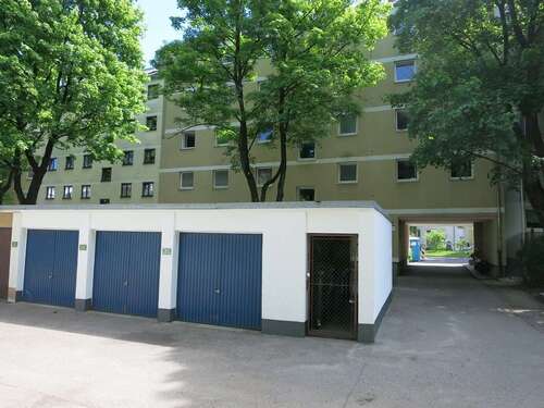 Foto - Garage zu vermieten in München 198,00 € 11 m²