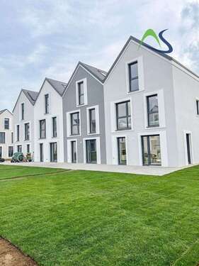 Foto - Haus zum Mieten in Köfering Egglfing 1.900,00 € 150 m²