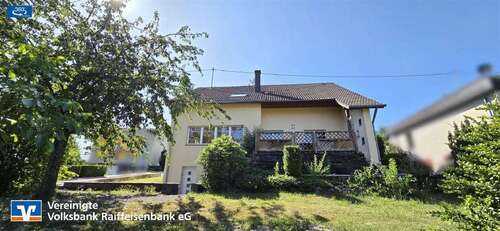Foto - Haus zum Kaufen in Kaisersesch 369.000,00 € 237 m²