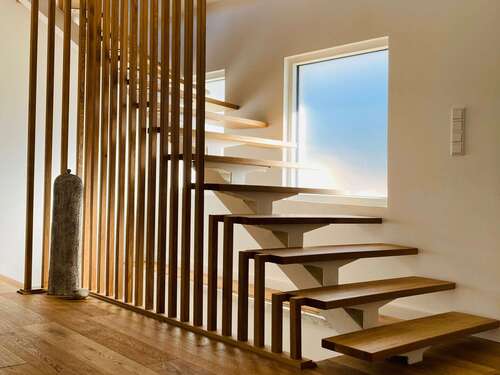 Foto - Haus zum Kaufen in Düsseldorf 1.690.000,00 € 280 m²