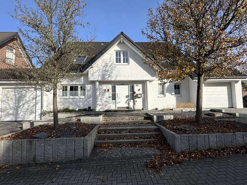 Foto - Haus zum Mieten in Ratingen-Hösel 4.450,00 € 200 m²