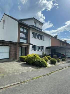 Foto - Haus zum Kaufen in Salzkotten 618.000,00 € 248.04 m²