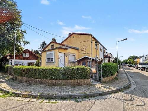 Foto - Haus zum Kaufen in Frankfurt 175.000,00 € 98 m²